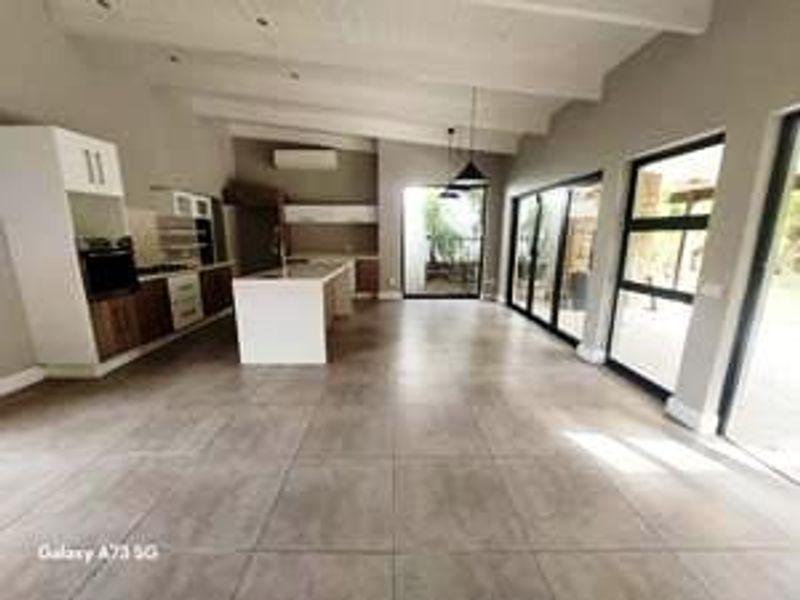 House for Rental in Palm Lakes Estate - Photo 8