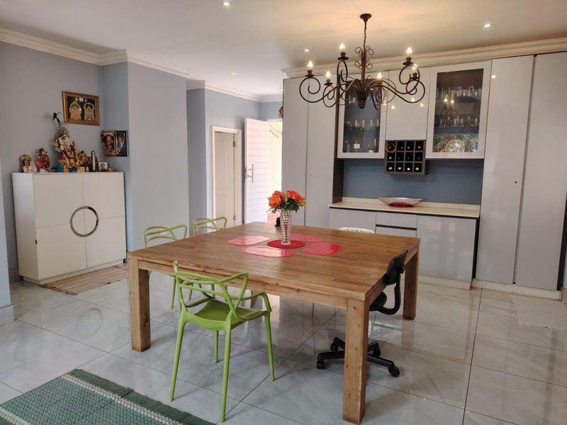 3 bedrooms House in Kindlewood Estate - Photo 6