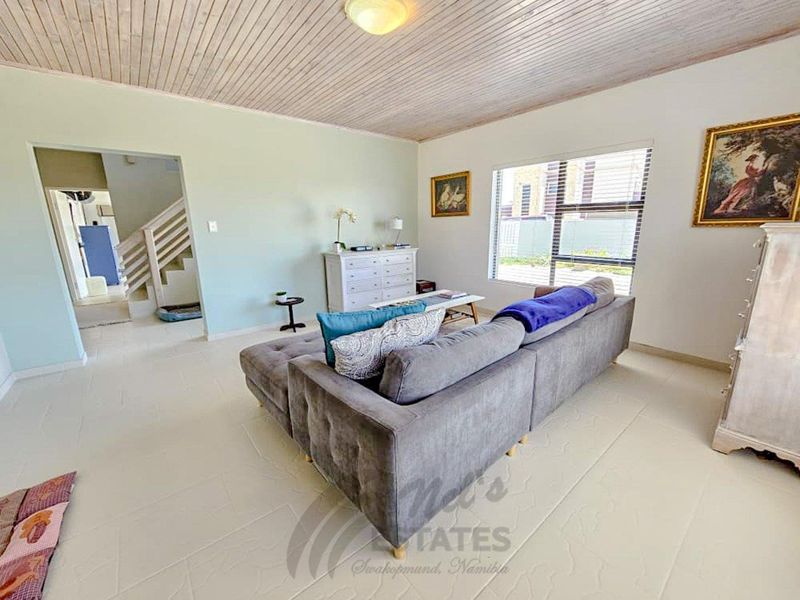 Home For Sale in Vogelstrand, Swakopmund - Photo 9