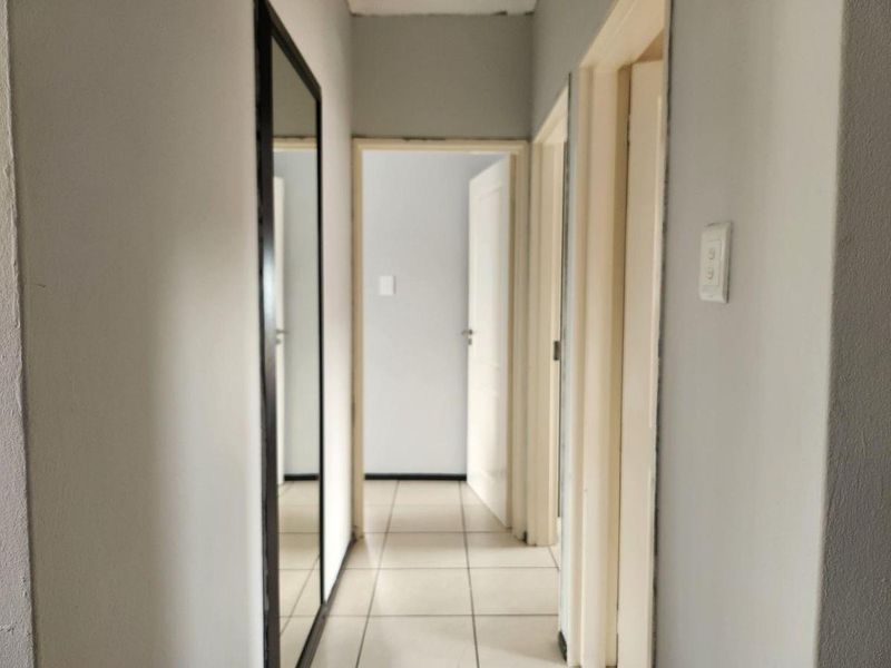 Modern 2-Bed Sanctuary with Scenic Views - Photo 6