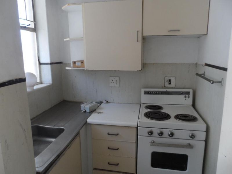 A BACHELOR FLAT TO RENT IN SUNNYSIDE - Photo 5