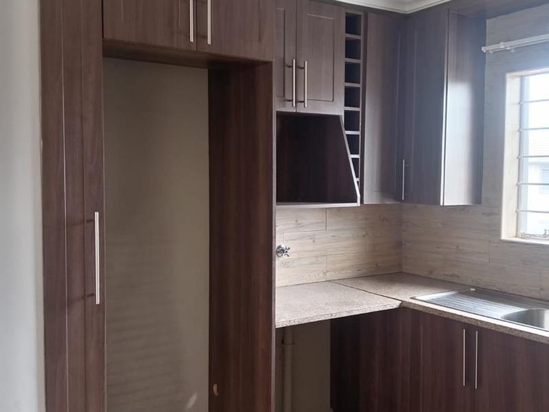 3 BEDROOM TOWNHOUSE TO RENT IN ANDEON - Photo 5