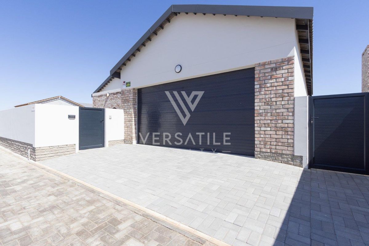 Modern Freestanding Home / High-End Finishes - Under Construction - Photo 3