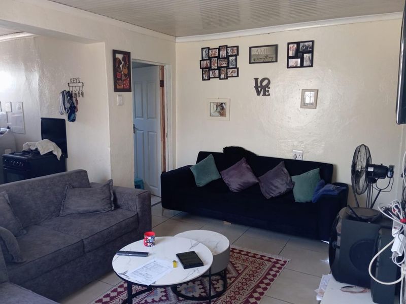 1 Bedroom House for Sale in Delft South - Photo 2