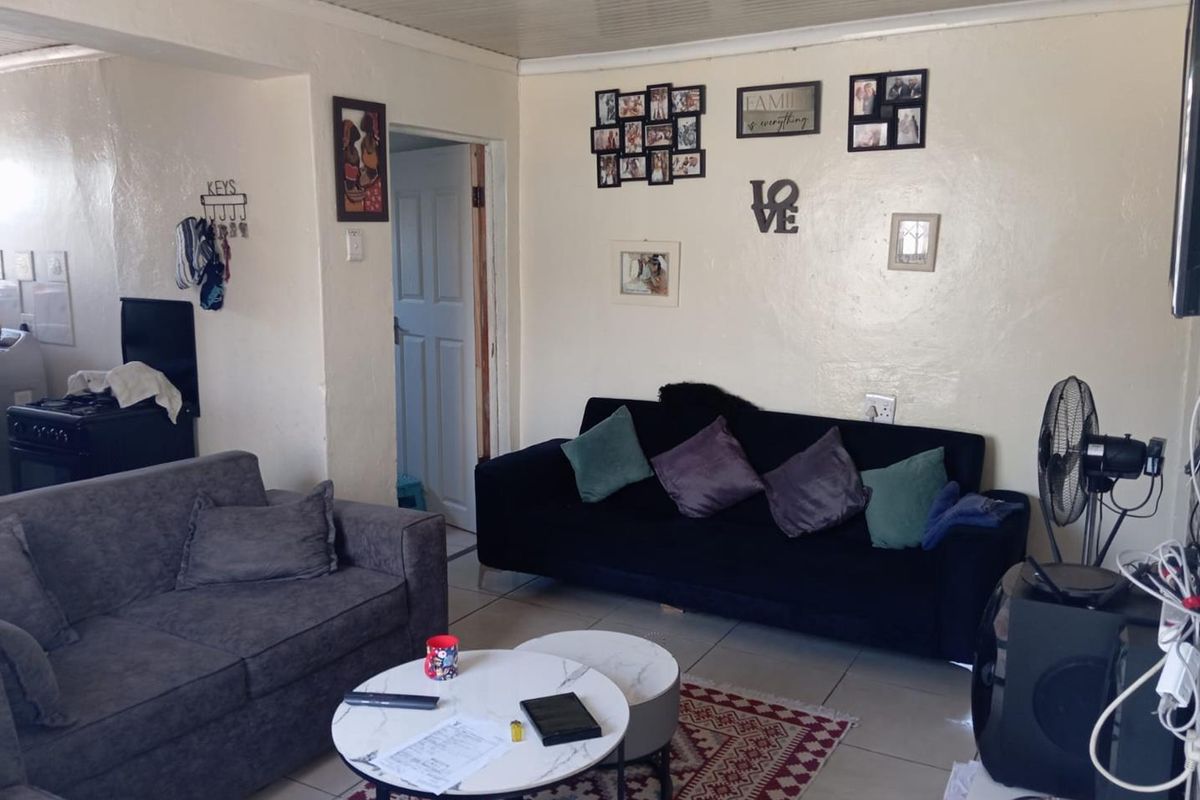 1 Bedroom House for Sale in Delft South - Photo 2