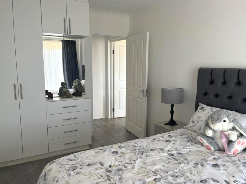 Duplex townhouse with sea views - Photo 10