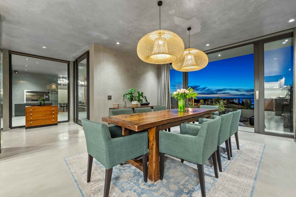 STYLISH NEW HOME WITH BEAUTIFUL FEATURES - Photo 4