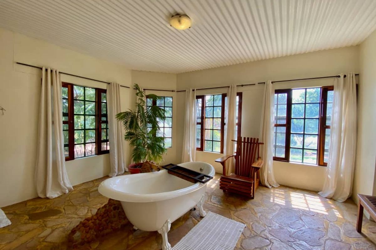 A rare investment opportunity on the banks of the beautiful Kavango River! - Photo 4