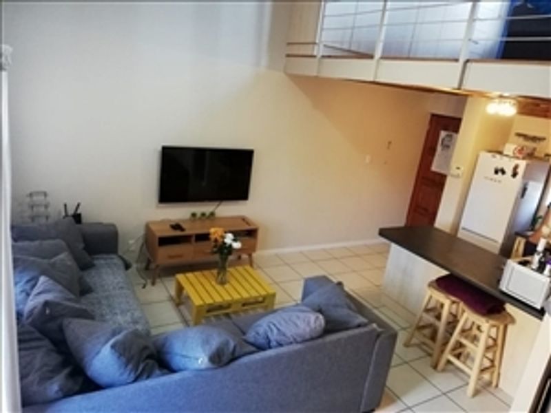 Pinnacle 7 Loft Apartment - Photo 4