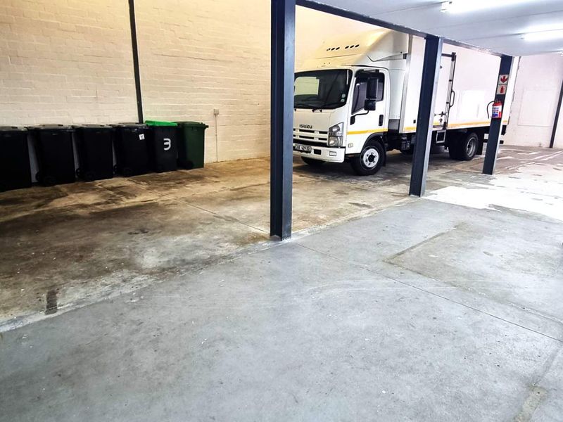 Double Volume Warehouse for Sale in Capricorn Business Park - Photo 5