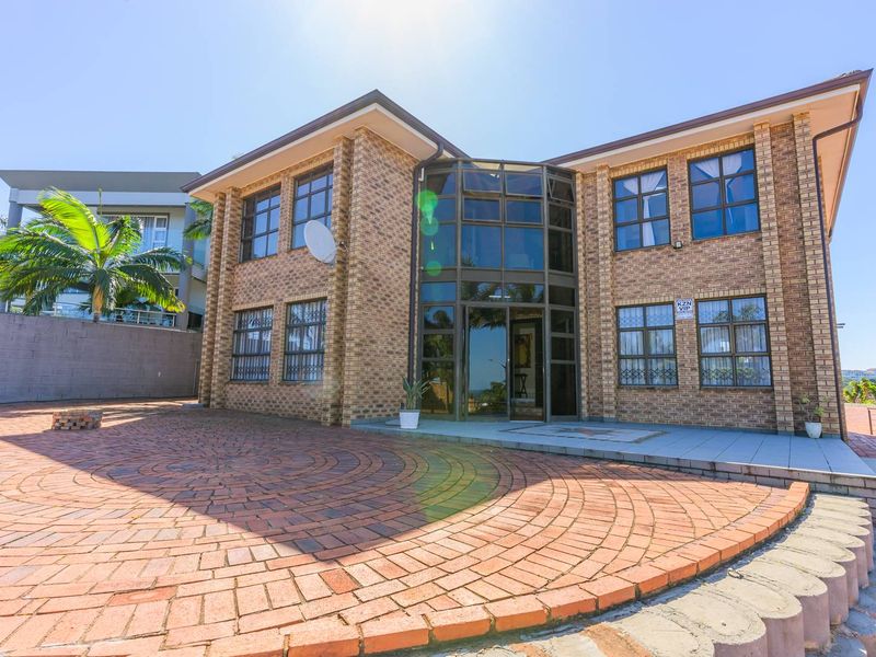 Hendra Estate - Stunning, Large Family Home For Rent In La Lucia - Photo 3