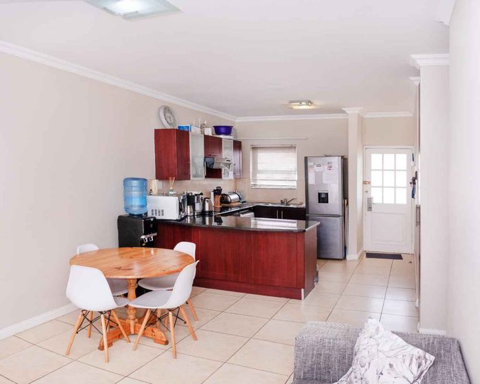 Property #2485476, Apartment For Sale in Walmer Heights