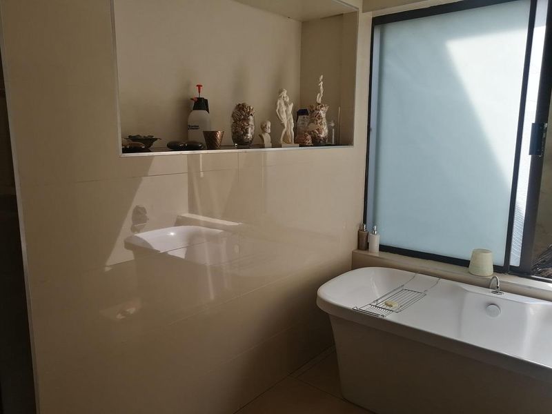 Simply the best! - Photo 10