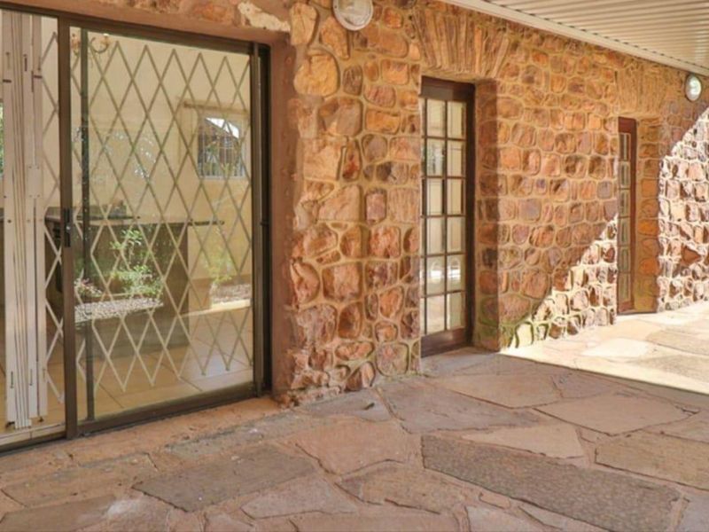 Falcon Crest Estate – Two-Bedroom Haven FOR SALE. - Photo 5