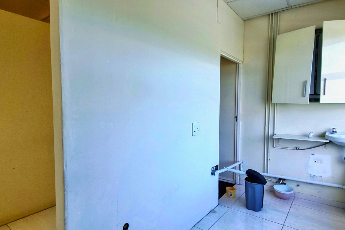 Commercial Space to Rent – Umhlanga – Flexible Layouts, Signage Options, Parking - Photo 4