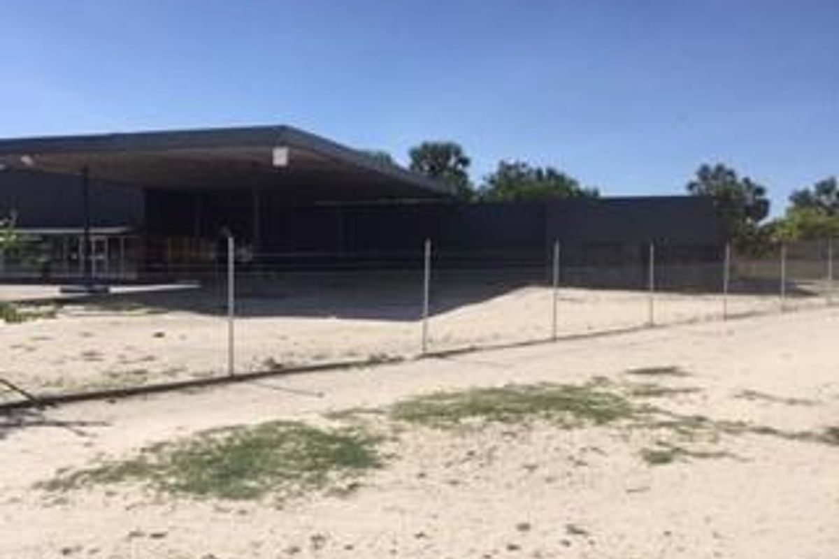 Showroom/Workshop/Office/Combination Property for Sale - PRIME Corner Property - Photo 4