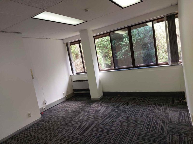 OFFICE SPACE TO RENT IN PARKTOWN - Photo 6