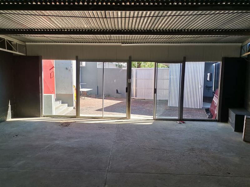 GREAT INVESTMENT CLOSE TO CBD - Photo 3