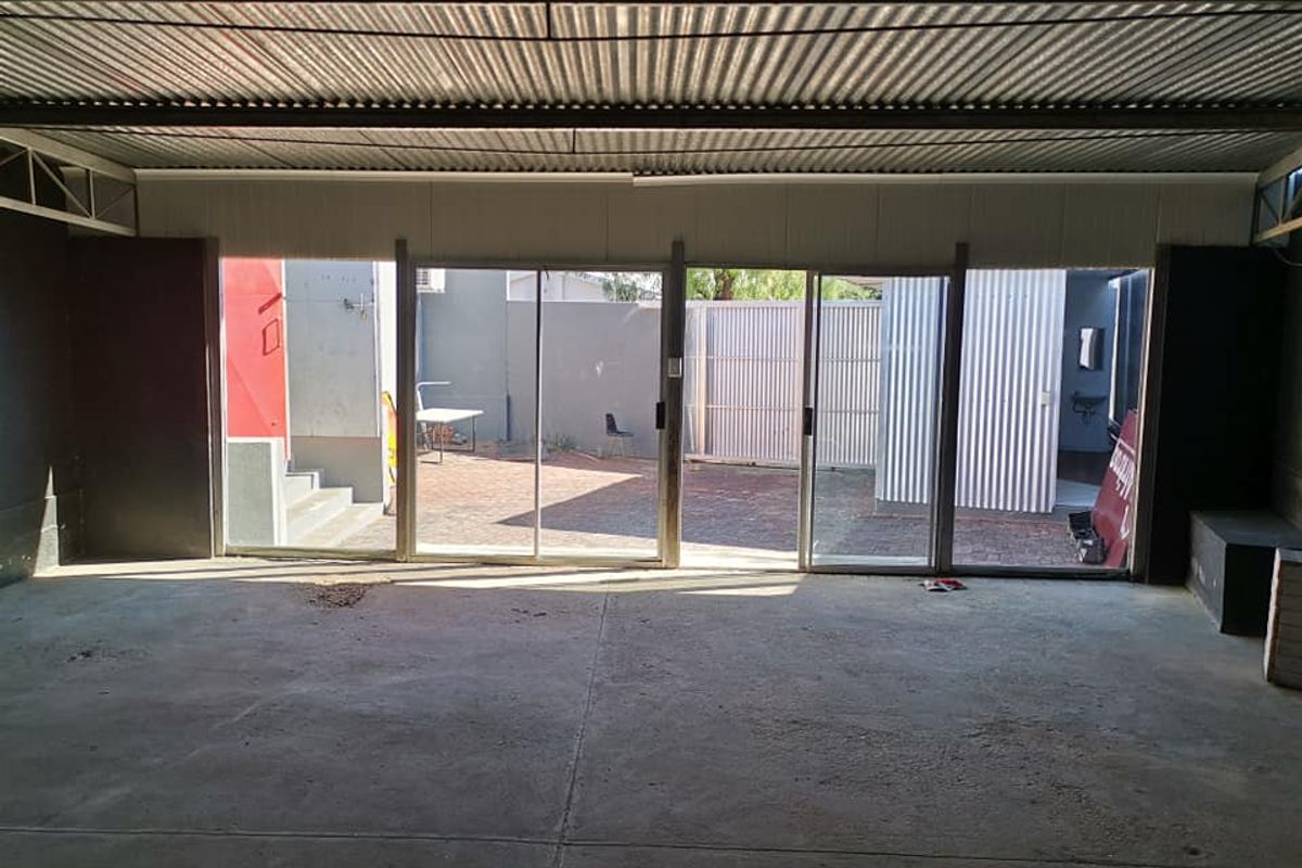 GREAT INVESTMENT CLOSE TO CBD - Photo 3