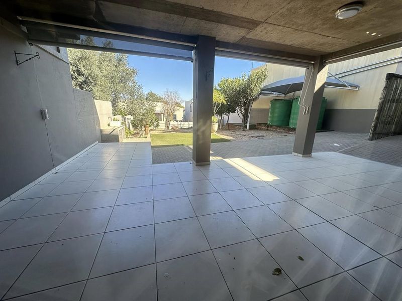 Duet Home in Suiderhof to let - Photo 10