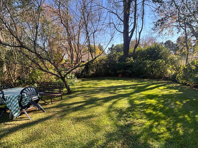 Charming 2-Bedroom House with Loft and Manicured Garden in Howick - Photo 7