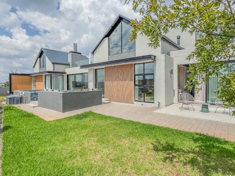 An Ultra-Modern Masterpiece Designed for Luxury Living - Photo 2