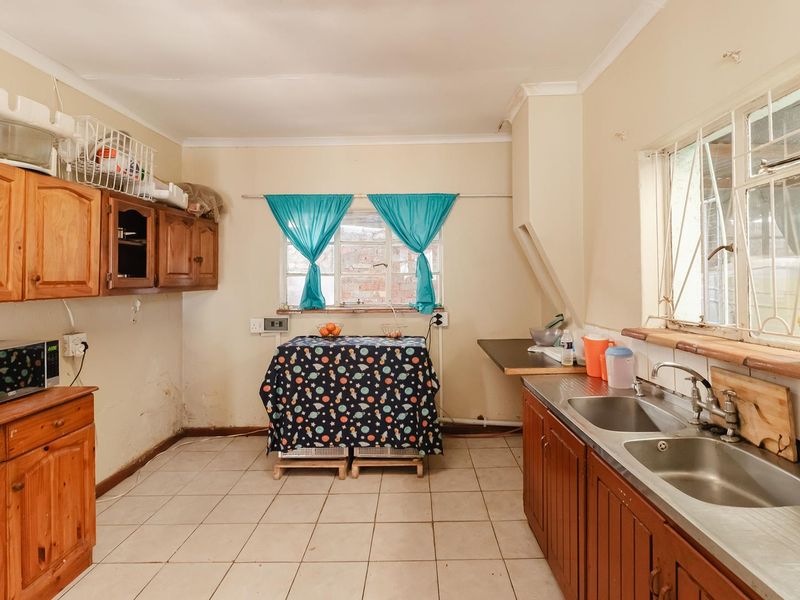 Family Home For Only R700 000 NEG - Photo 8