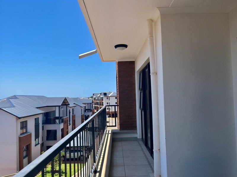 EXCLUSIVE MANDATE..Priced to Sell. Exceptional Value in Ballito Hills Lifestyle Estate - Photo 3