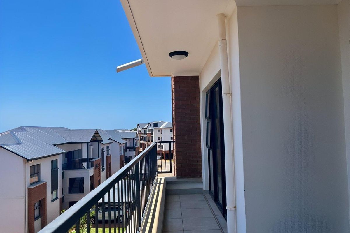 EXCLUSIVE MANDATE..Priced to Sell. Exceptional Value in Ballito Hills Lifestyle Estate - Photo 3