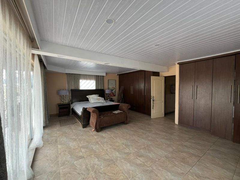 5-Bedroom Double Storey Freestanding House - Photo 10