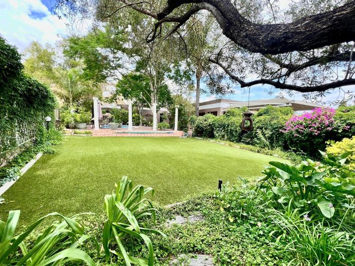 Property #2221320, House For Sale in Klein Windhoek