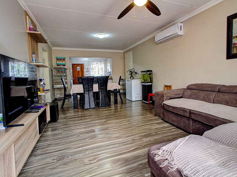 Stunning Townhouse with Solar Pool & Patio Bliss! - Photo 3