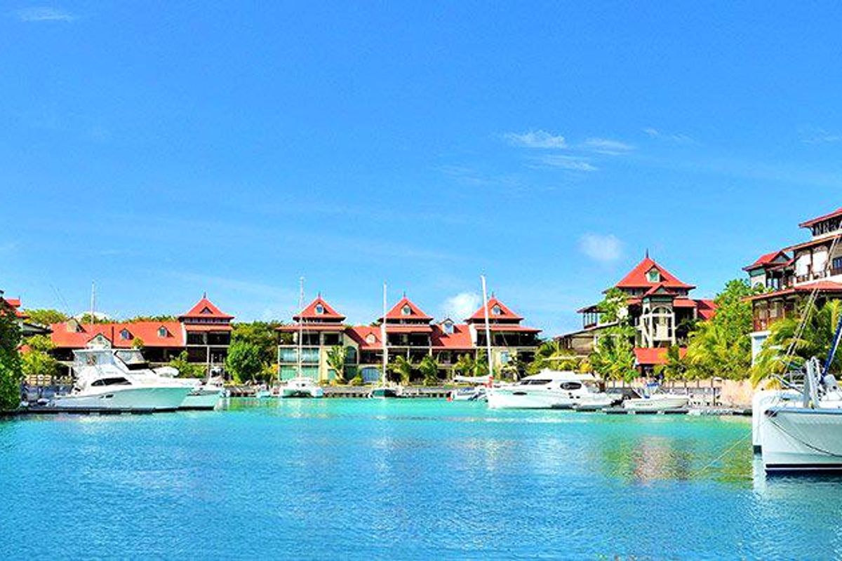 Brand New Release - Eden View Village Waterfront  Apartment - Photo 4