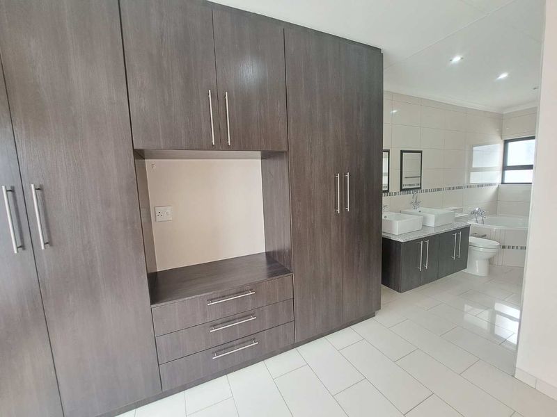 Ultra-modern townhouse in Kleine Kuppe - Photo 7