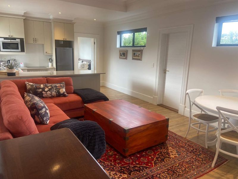 Modern garden Cottage in Constantia - Photo 4