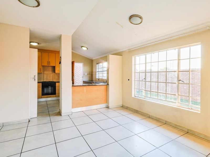 Modern 3-Bedroom Duplex in Secure Estate – Ideal for Families - Photo 9