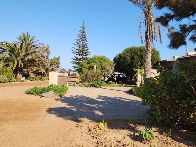 Vacant erf to build your holiday or retirement house. - Photo 5
