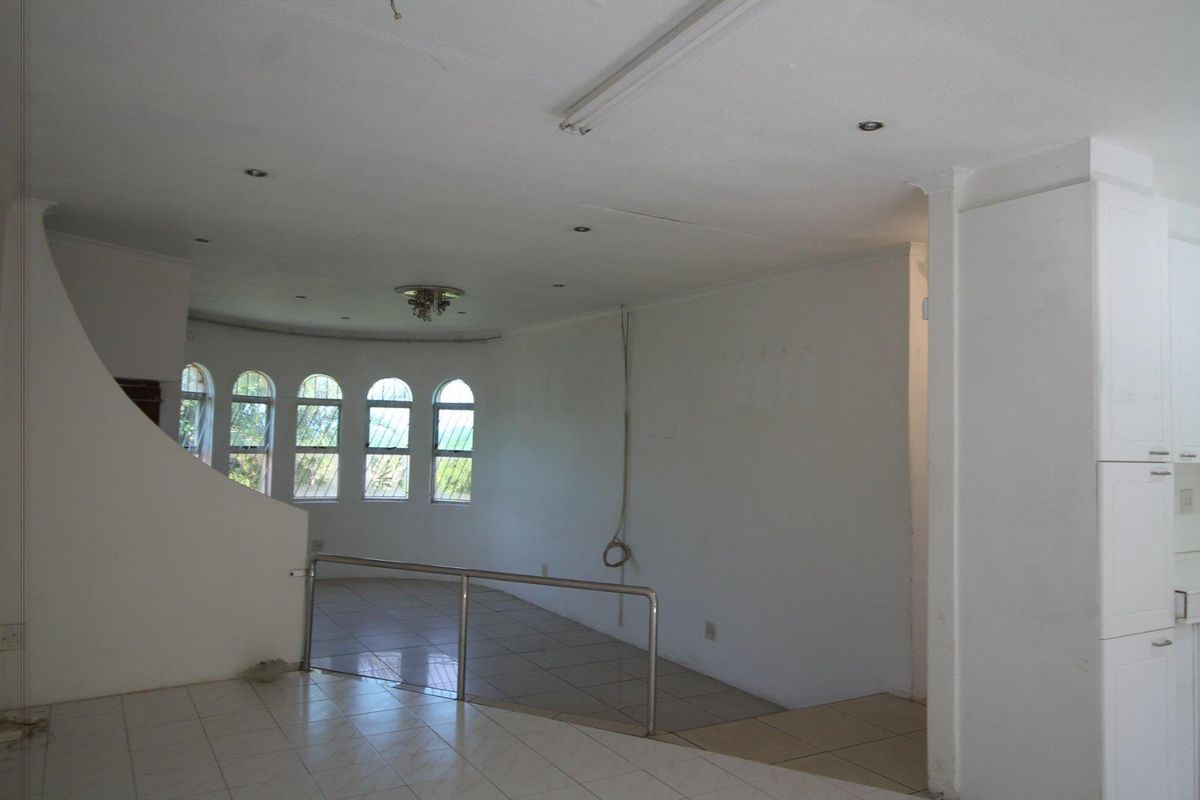 4 Bedroom House for rent - Photo 5