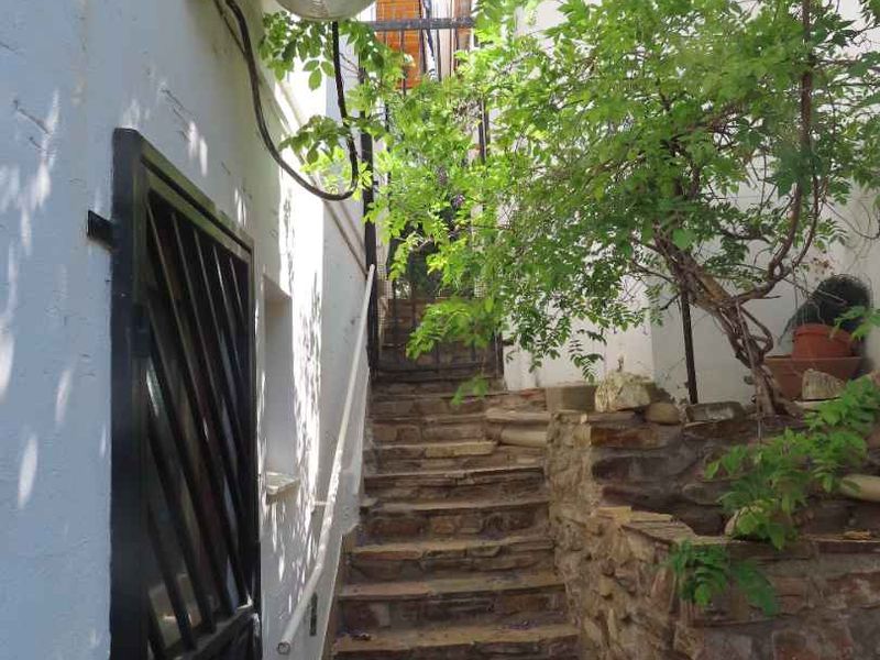 Renovation object on Luxury Hill - Photo 3