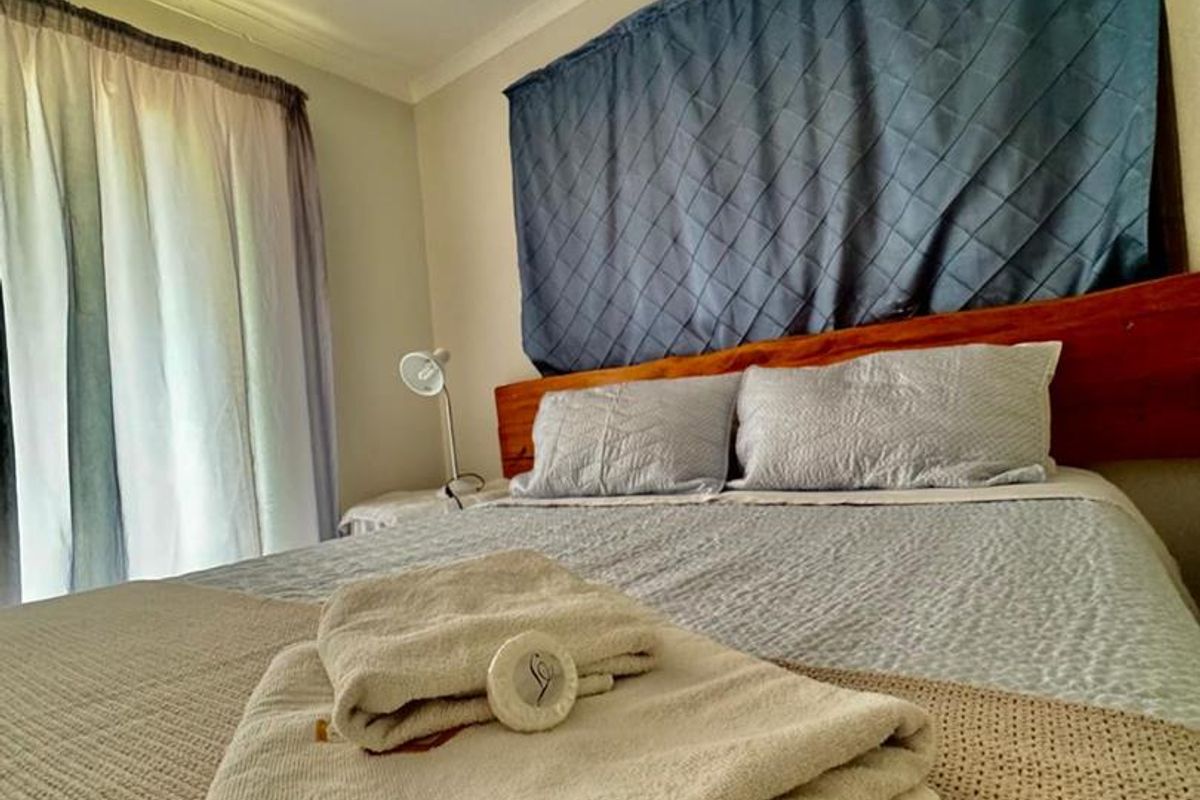 GUEST HOUSE FULLY FURNISHED FOR SALE IN PRETORIA NORTH - Photo 3