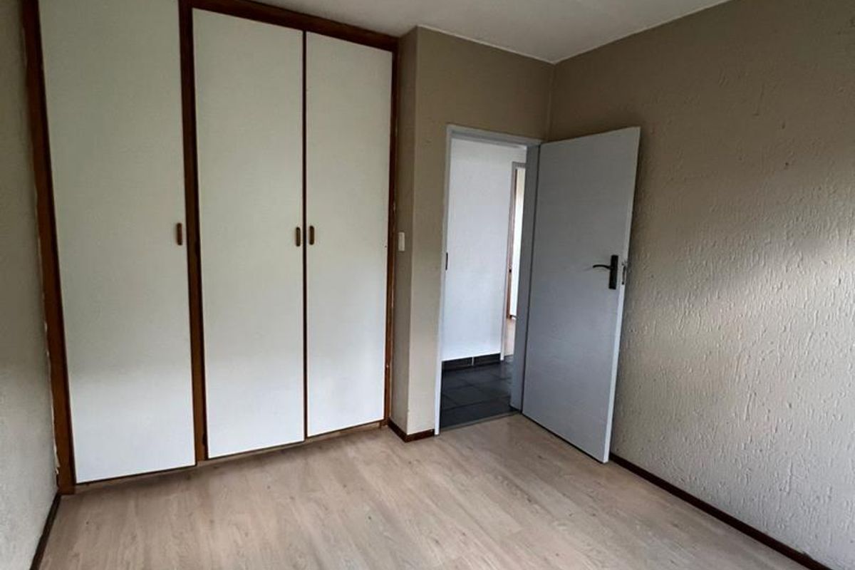 3 Bedroom Apartment Flat for Sale in East Rand Mall Boksburg - Photo 5