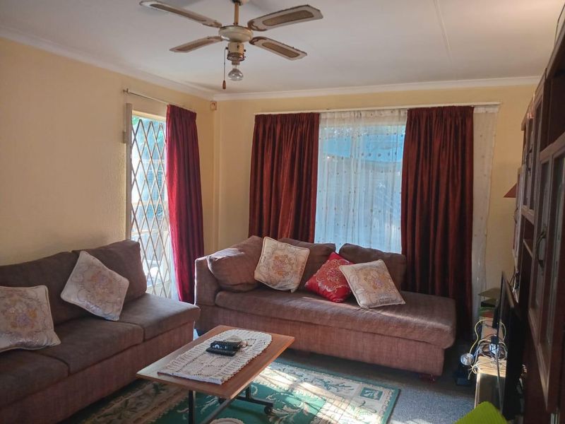 Great location! Walk to school & shops! - Photo 5