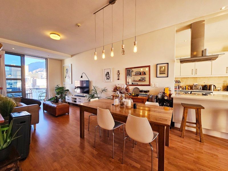 Welcome to Your Perfect Urban Retreat at Soho on Strand - Photo 10