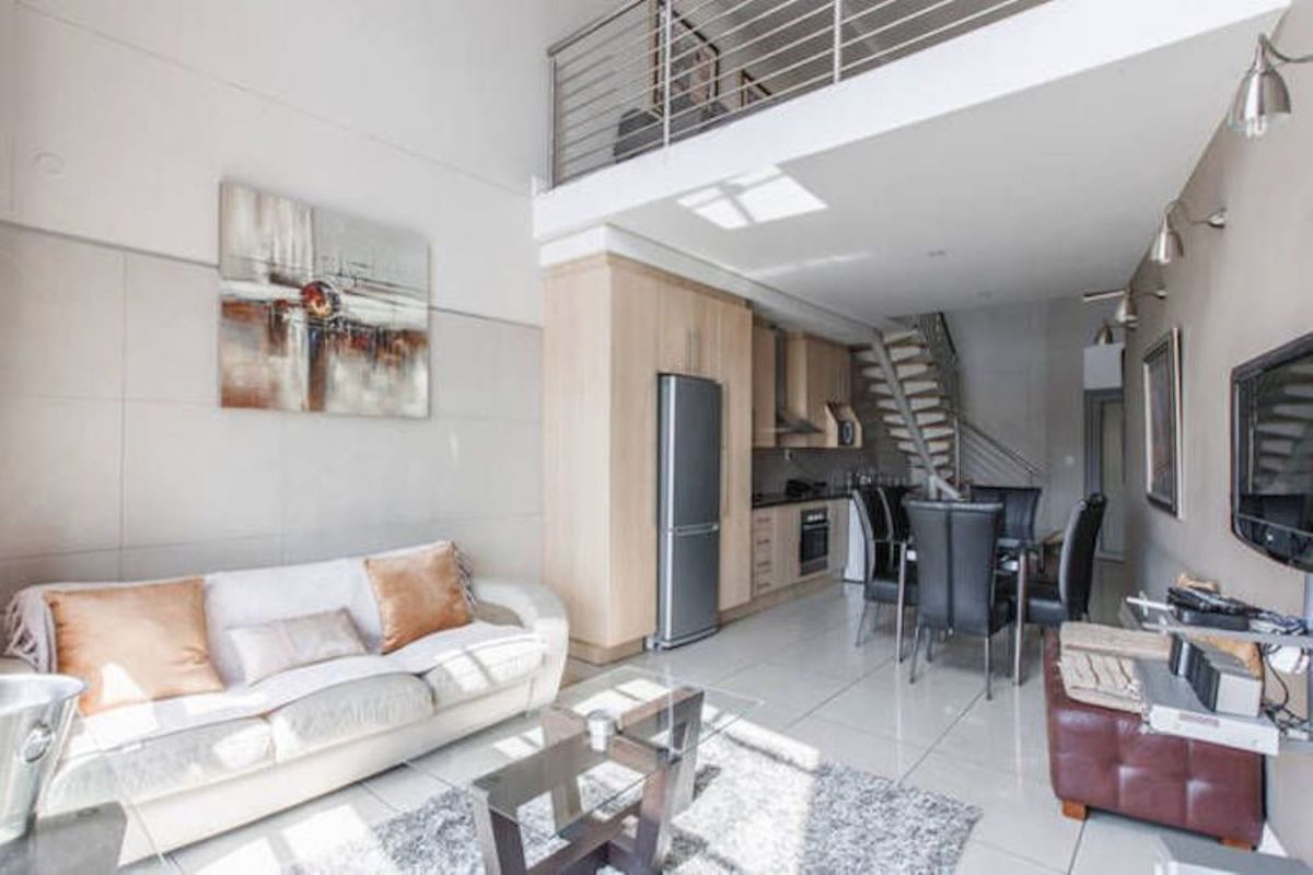 3 bedrooms Penthouse in SANDOWN - Photo 2