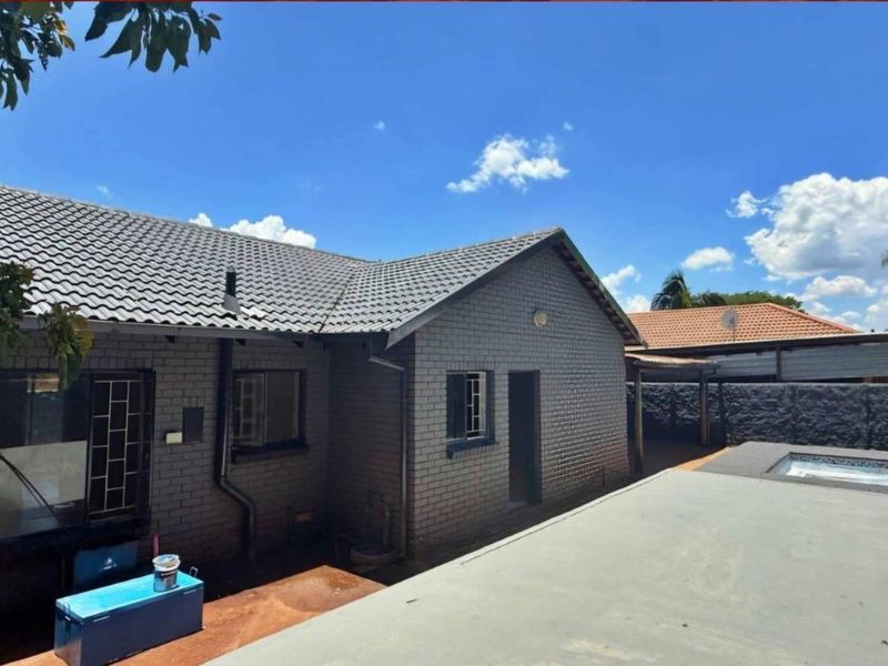 House for sale - Photo 4