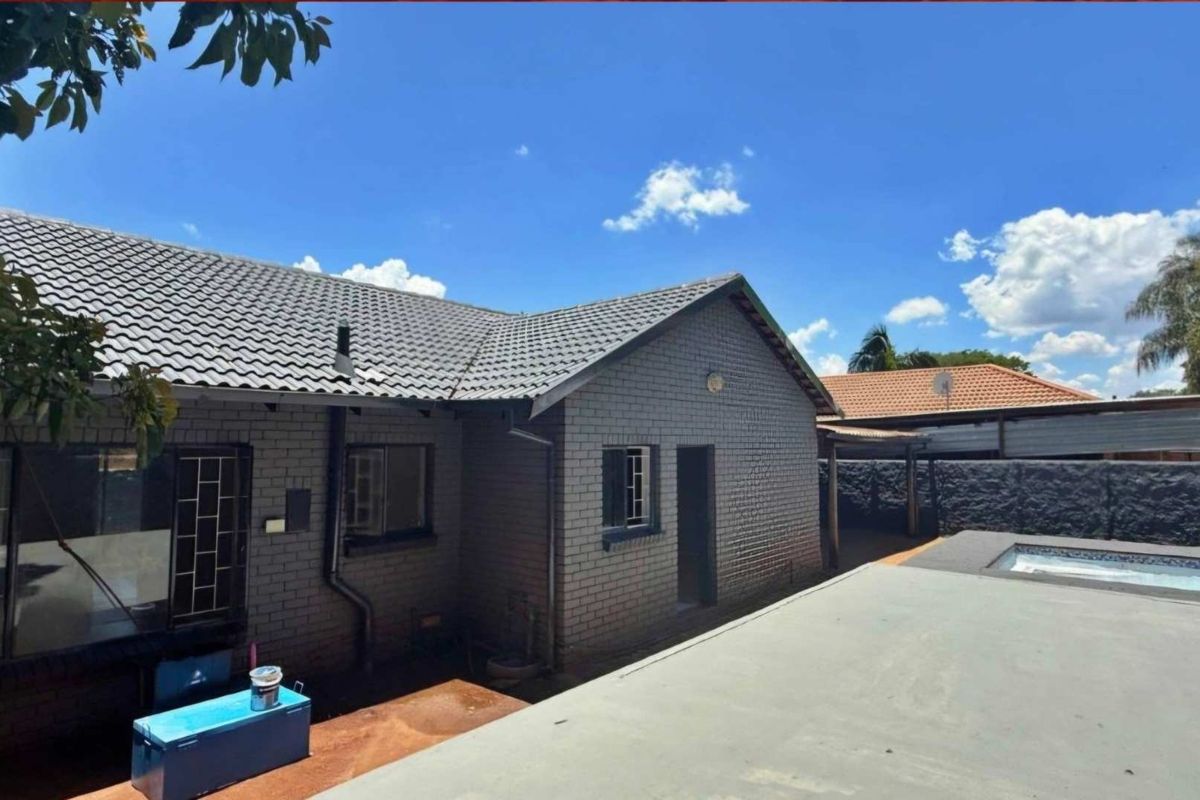 House for sale - Photo 4