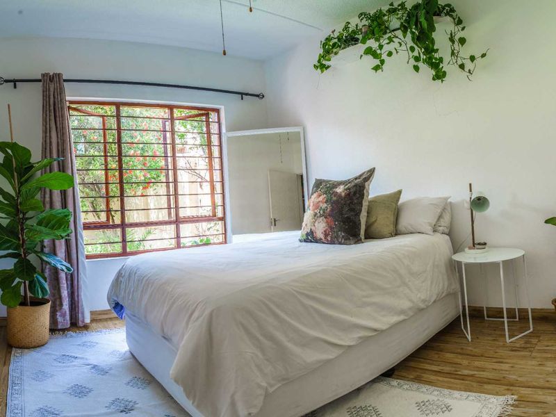 Popular 1 bedroom garden apartment - Photo 2