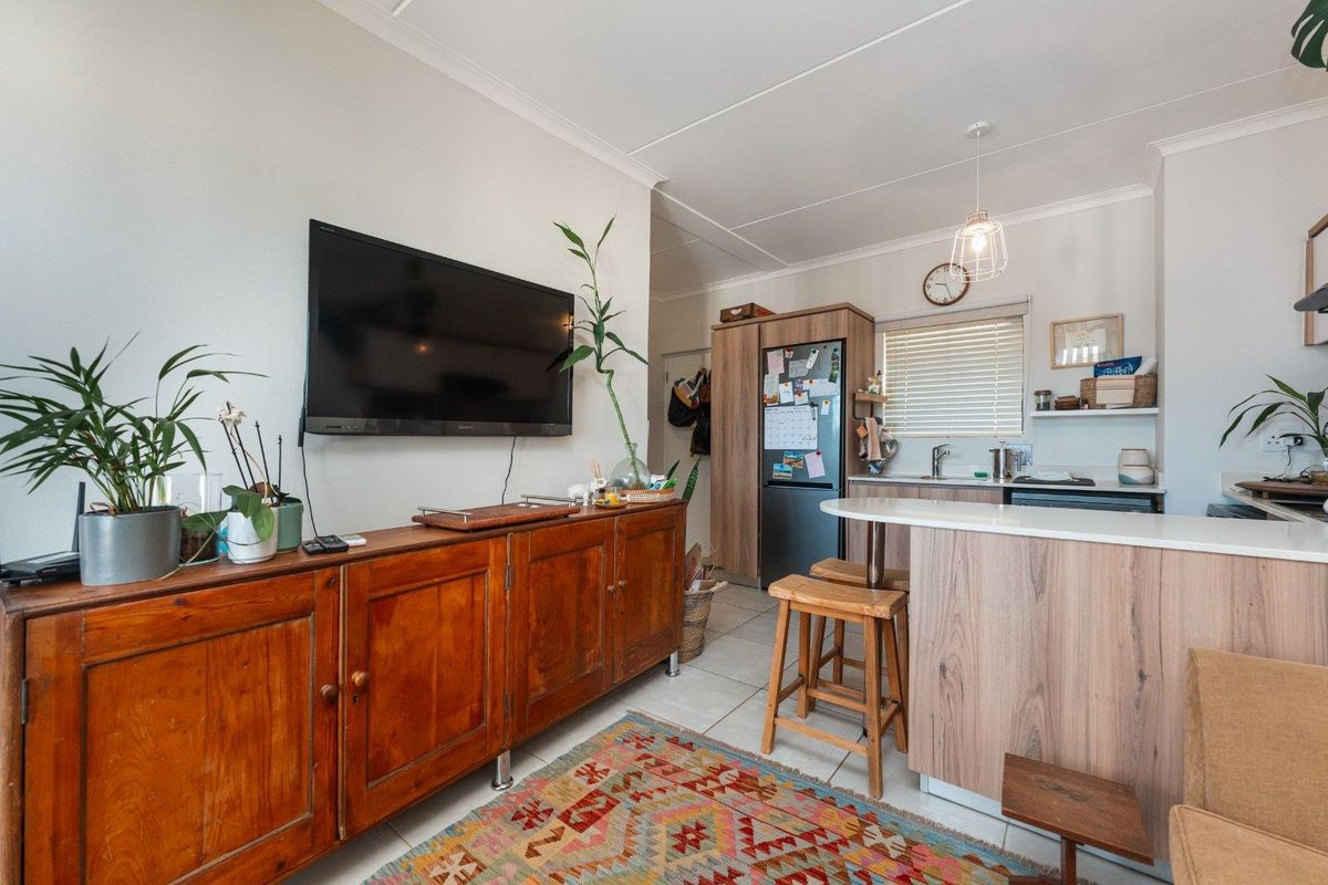 Modern 1 Bedroom Apartment in Ballito Central - Photo 3