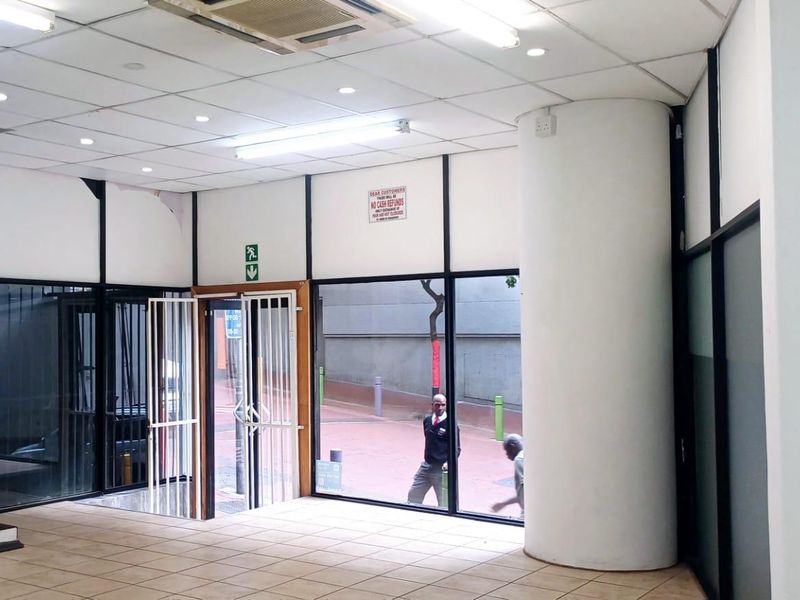 Prime Retail Space Available on Waterkant Street - Photo 10