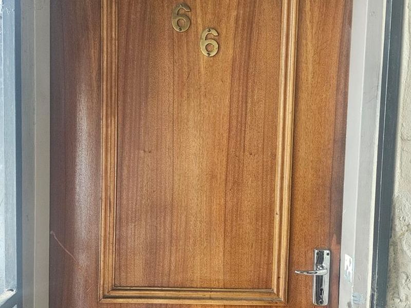 Cozy two-bedroom second floor apartment for sale in Kleinfontein Lake, Benoni - Photo 2